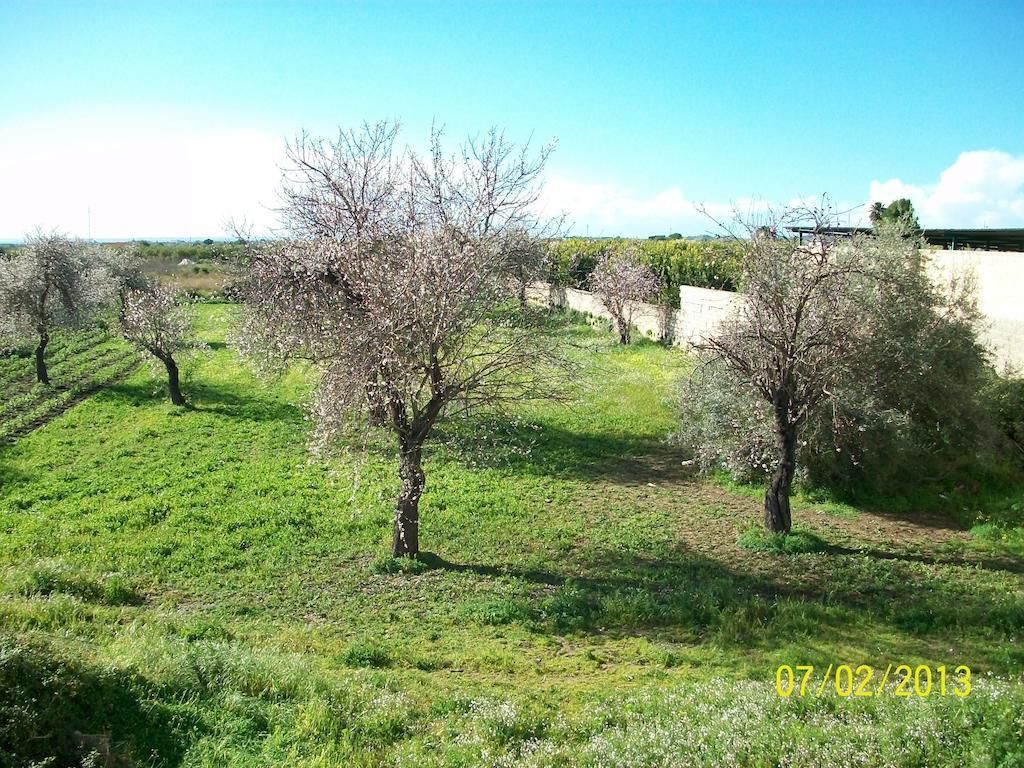 Casa Vacanze Mandorlo In Fiore Villa Avola Exteriör bild